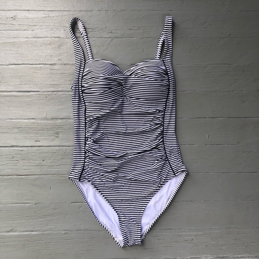One Piece Retro Striped Swimsuit Size 6 Ruched Black White Pinup